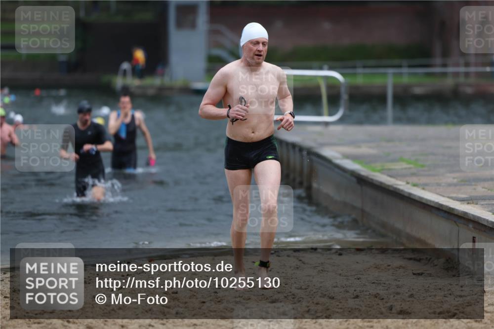 13.09.2026 - Stadtparktriathlon Mo-Foto http://msf.ph/oto/10255130 13.09.2026 10:31:55 Schwimmen 504, 529, 553, 568 meine-sportfotos.de