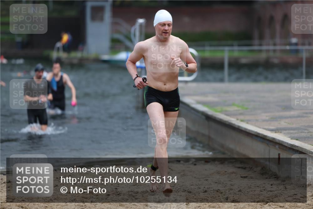 13.09.2026 - Stadtparktriathlon Mo-Foto http://msf.ph/oto/10255134 13.09.2026 10:31:55 Schwimmen 504, 529, 553, 568 meine-sportfotos.de