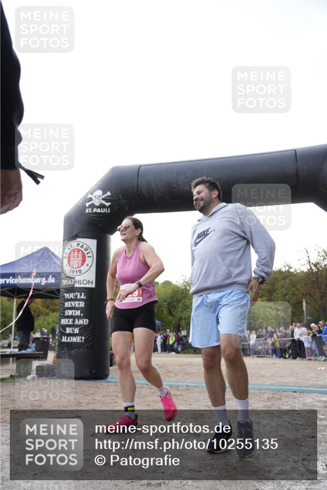 13.09.2026 - Stadtparktriathlon Patografie http://msf.ph/oto/10255135 13.09.2026 11:15:07 Ziel 329 meine-sportfotos.de