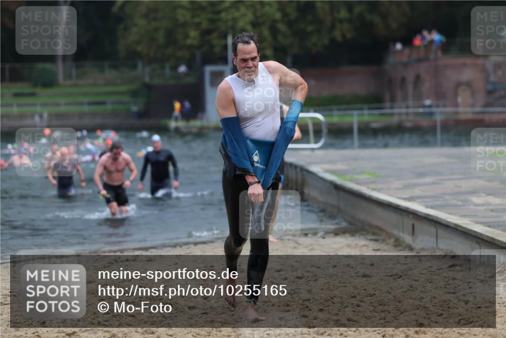 13.09.2026 - Stadtparktriathlon Mo-Foto http://msf.ph/oto/10255165 13.09.2026 10:32:07 Schwimmen 484, 504, 530, 533, 536, 553 meine-sportfotos.de