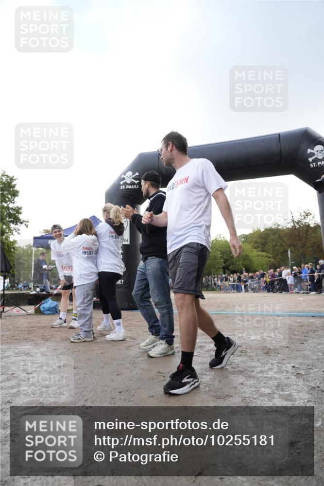 13.09.2026 - Stadtparktriathlon Patografie http://msf.ph/oto/10255181 13.09.2026 11:16:28 Ziel 250, 252 meine-sportfotos.de