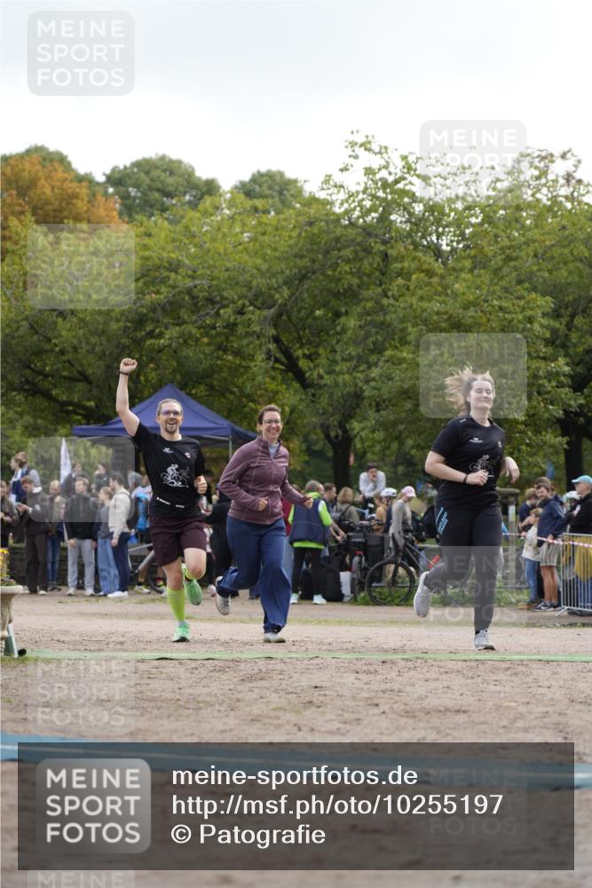 13.09.2026 - Stadtparktriathlon Patografie http://msf.ph/oto/10255197 13.09.2026 11:17:41 Ziel 307 meine-sportfotos.de