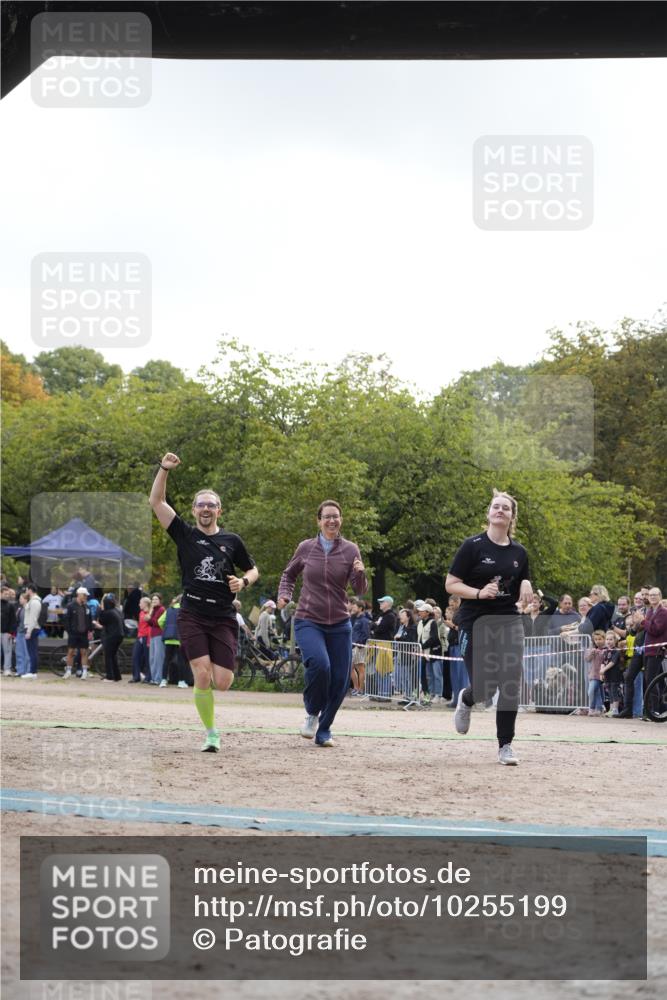 13.09.2026 - Stadtparktriathlon Patografie http://msf.ph/oto/10255199 13.09.2026 11:17:43 Ziel 307 meine-sportfotos.de