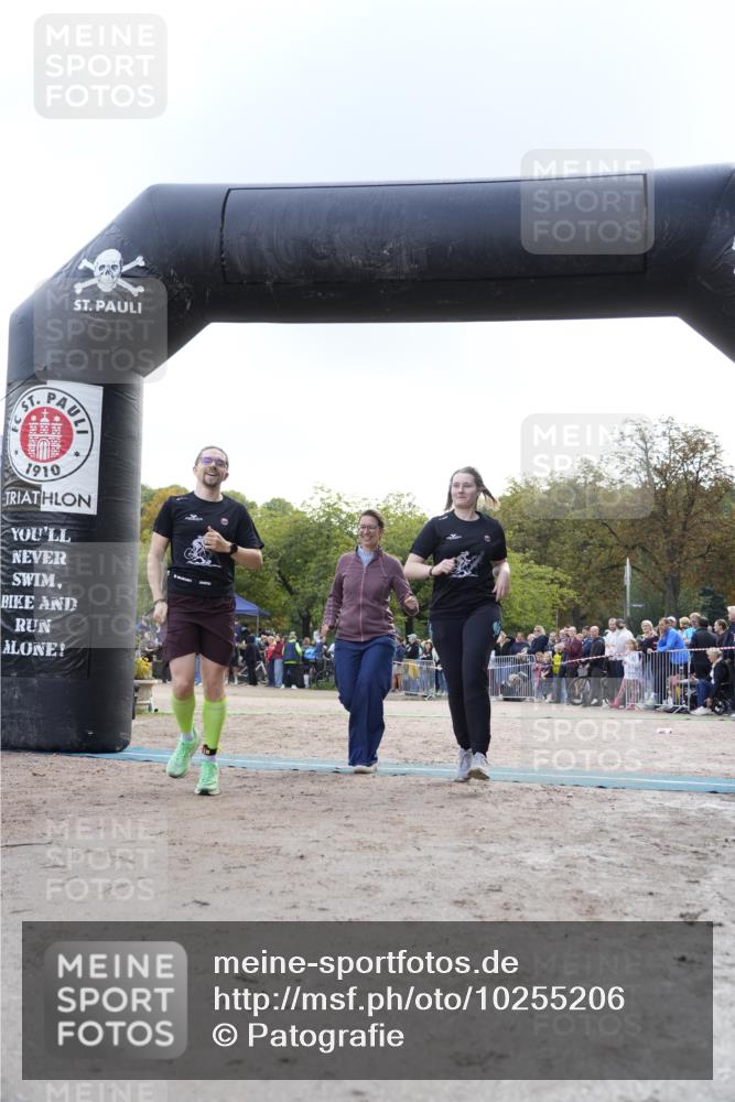 13.09.2026 - Stadtparktriathlon Patografie http://msf.ph/oto/10255206 13.09.2026 11:17:45 Ziel 307 meine-sportfotos.de