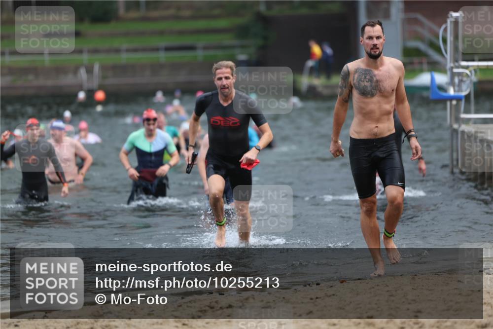 13.09.2026 - Stadtparktriathlon Mo-Foto http://msf.ph/oto/10255213 13.09.2026 10:32:22 Schwimmen 468, 493, 518, 533, 536, 540, 546, 557, 566 meine-sportfotos.de
