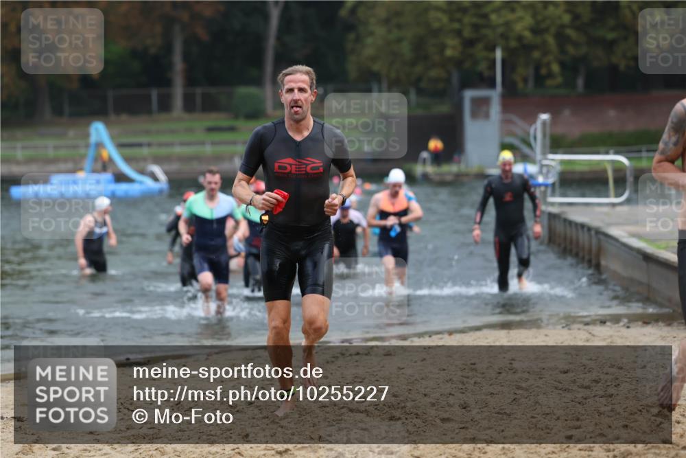 13.09.2026 - Stadtparktriathlon Mo-Foto http://msf.ph/oto/10255227 13.09.2026 10:32:27 Schwimmen 468, 493, 498, 506, 518, 522, 540, 546, 557, 566 meine-sportfotos.de