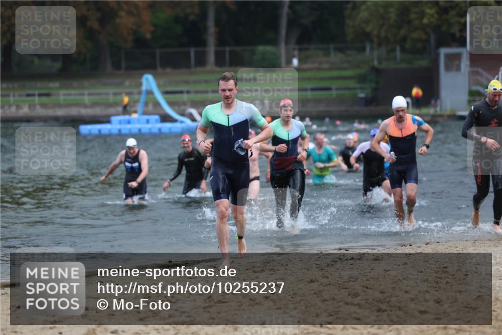 13.09.2026 - Stadtparktriathlon Mo-Foto http://msf.ph/oto/10255237 13.09.2026 10:32:29 Schwimmen 468, 493, 498, 503, 506, 518, 522, 540, 543, 546, 557, 566, 572 meine-sportfotos.de