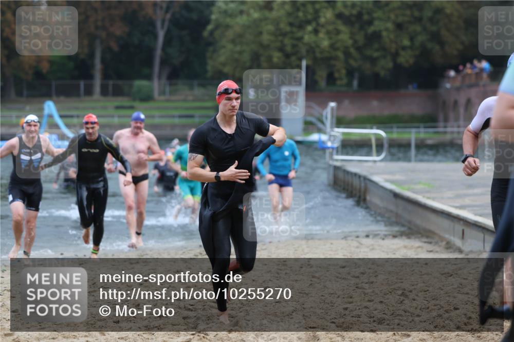 13.09.2026 - Stadtparktriathlon Mo-Foto http://msf.ph/oto/10255270 13.09.2026 10:32:37 Schwimmen 470, 493, 498, 503, 505, 506, 522, 540, 543, 557, 566, 572 meine-sportfotos.de