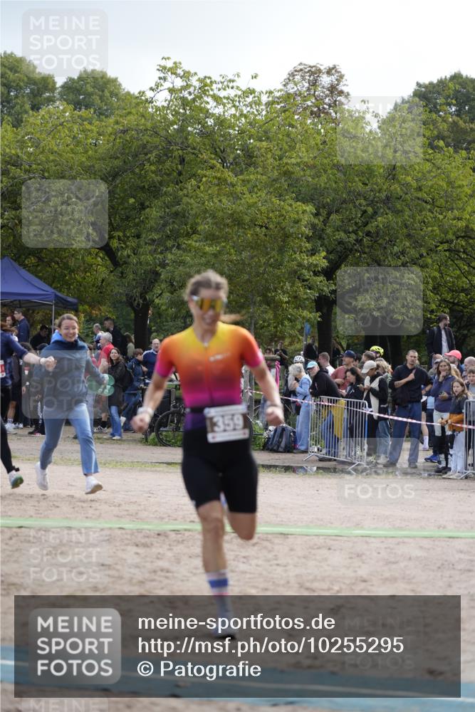 13.09.2026 - Stadtparktriathlon Patografie http://msf.ph/oto/10255295 13.09.2026 11:20:14 Ziel 320, 359 meine-sportfotos.de