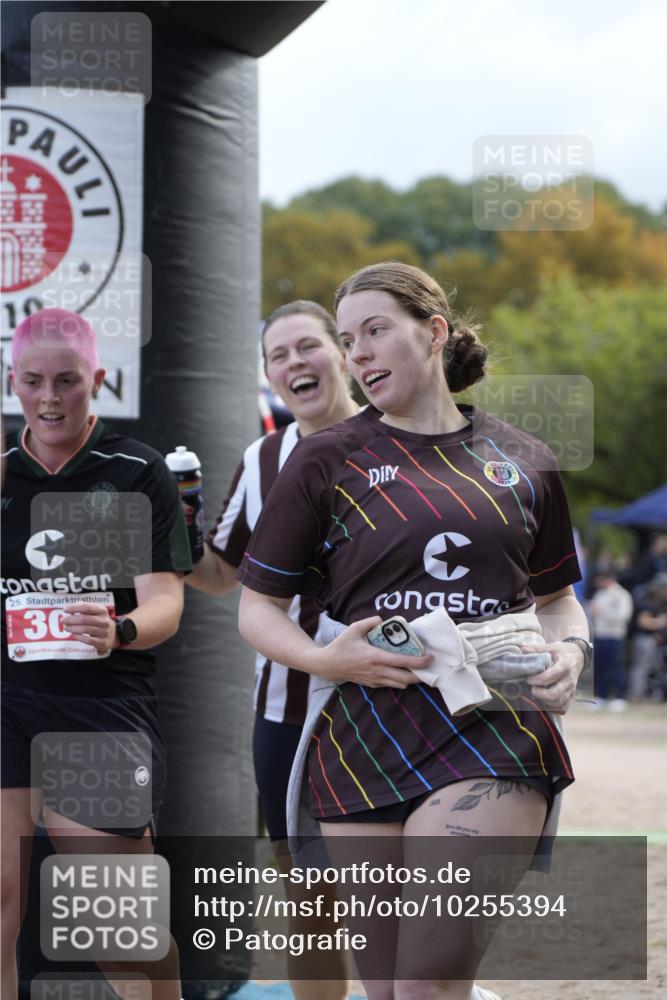 13.09.2026 - Stadtparktriathlon Patografie http://msf.ph/oto/10255394 13.09.2026 11:22:00 Ziel 302, 509 meine-sportfotos.de
