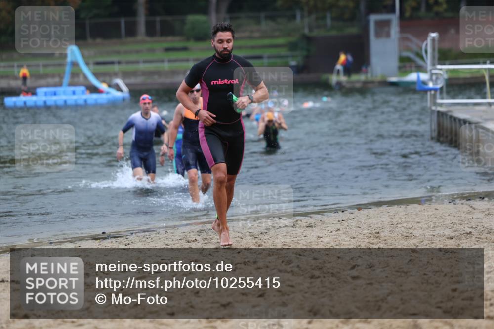 13.09.2026 - Stadtparktriathlon Mo-Foto http://msf.ph/oto/10255415 13.09.2026 10:33:03 Schwimmen 478, 486, 555, 559, 561 meine-sportfotos.de