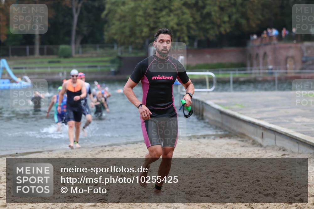 13.09.2026 - Stadtparktriathlon Mo-Foto http://msf.ph/oto/10255425 13.09.2026 10:33:05 Schwimmen 478, 486, 555, 559 meine-sportfotos.de