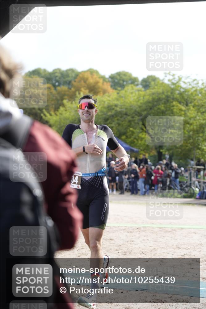13.09.2026 - Stadtparktriathlon Patografie http://msf.ph/oto/10255439 13.09.2026 11:23:09 Ziel 534 meine-sportfotos.de