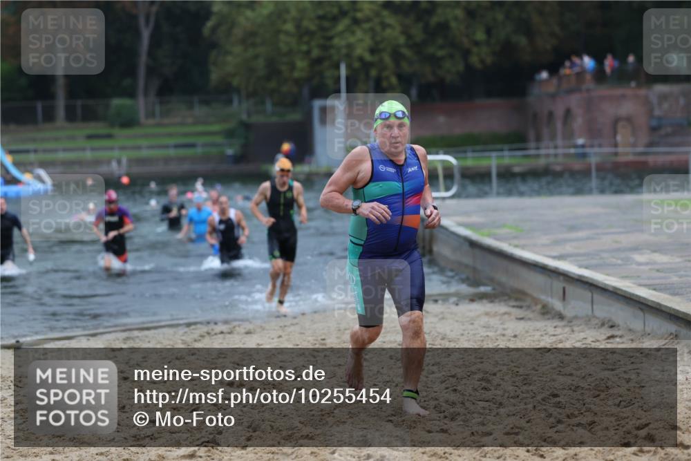 13.09.2026 - Stadtparktriathlon Mo-Foto http://msf.ph/oto/10255454 13.09.2026 10:33:12 Schwimmen 478, 486, 547, 559, 564, 583 meine-sportfotos.de