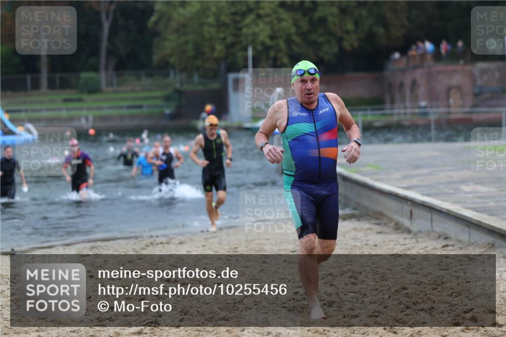 13.09.2026 - Stadtparktriathlon Mo-Foto http://msf.ph/oto/10255456 13.09.2026 10:33:12 Schwimmen 478, 486, 547, 559, 564, 583 meine-sportfotos.de