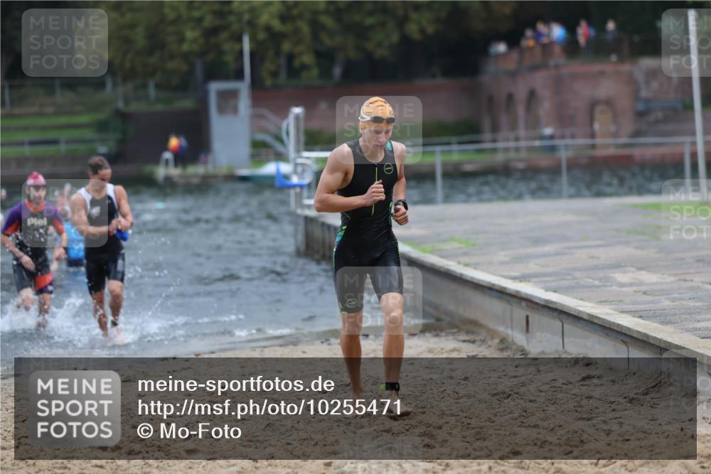 13.09.2026 - Stadtparktriathlon Mo-Foto http://msf.ph/oto/10255471 13.09.2026 10:33:15 Schwimmen 478, 486, 547, 559, 564, 583 meine-sportfotos.de