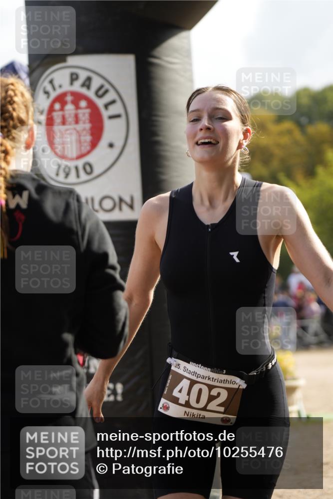 13.09.2026 - Stadtparktriathlon Patografie http://msf.ph/oto/10255476 13.09.2026 11:23:41 Ziel 402, 437 meine-sportfotos.de