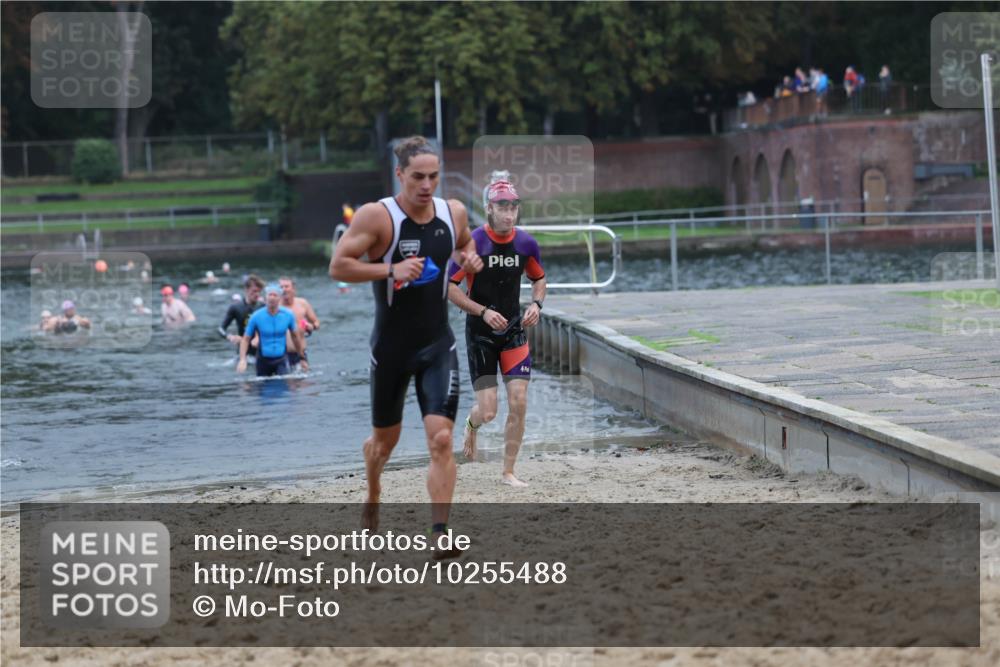 13.09.2026 - Stadtparktriathlon Mo-Foto http://msf.ph/oto/10255488 13.09.2026 10:33:18 Schwimmen 547, 559, 564, 583 meine-sportfotos.de