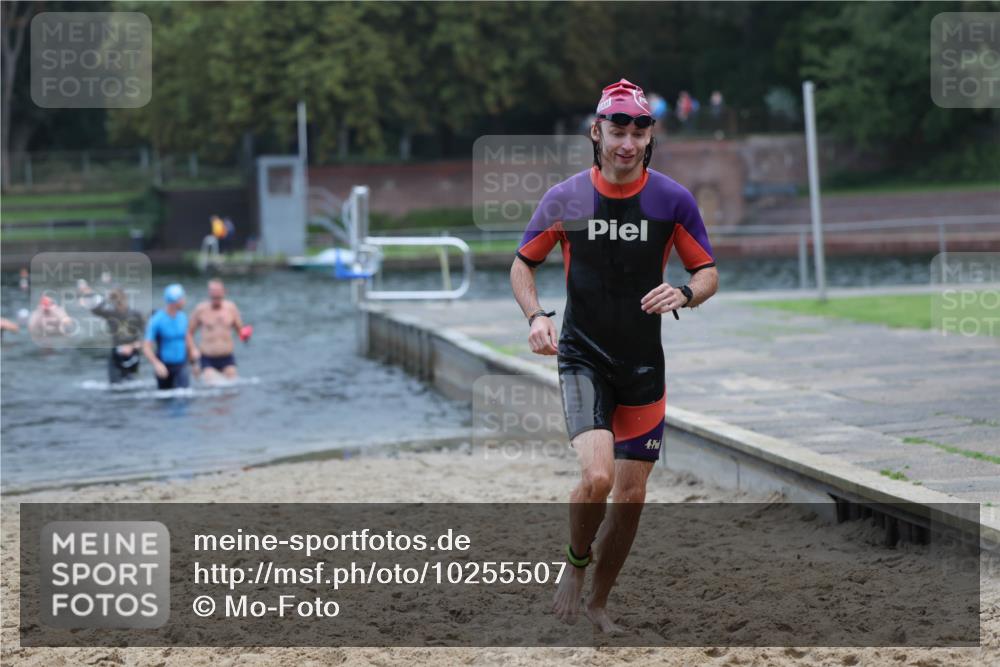 13.09.2026 - Stadtparktriathlon Mo-Foto http://msf.ph/oto/10255507 13.09.2026 10:33:21 Schwimmen 512, 547, 550, 564, 583 meine-sportfotos.de