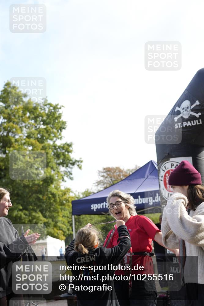 13.09.2026 - Stadtparktriathlon Patografie http://msf.ph/oto/10255516 13.09.2026 11:24:48 Ziel 283 meine-sportfotos.de