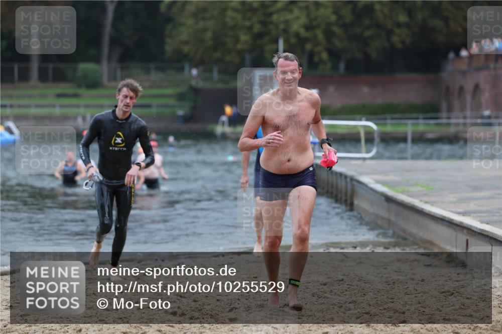 13.09.2026 - Stadtparktriathlon Mo-Foto http://msf.ph/oto/10255529 13.09.2026 10:33:32 Schwimmen 512, 548, 550, 554 meine-sportfotos.de