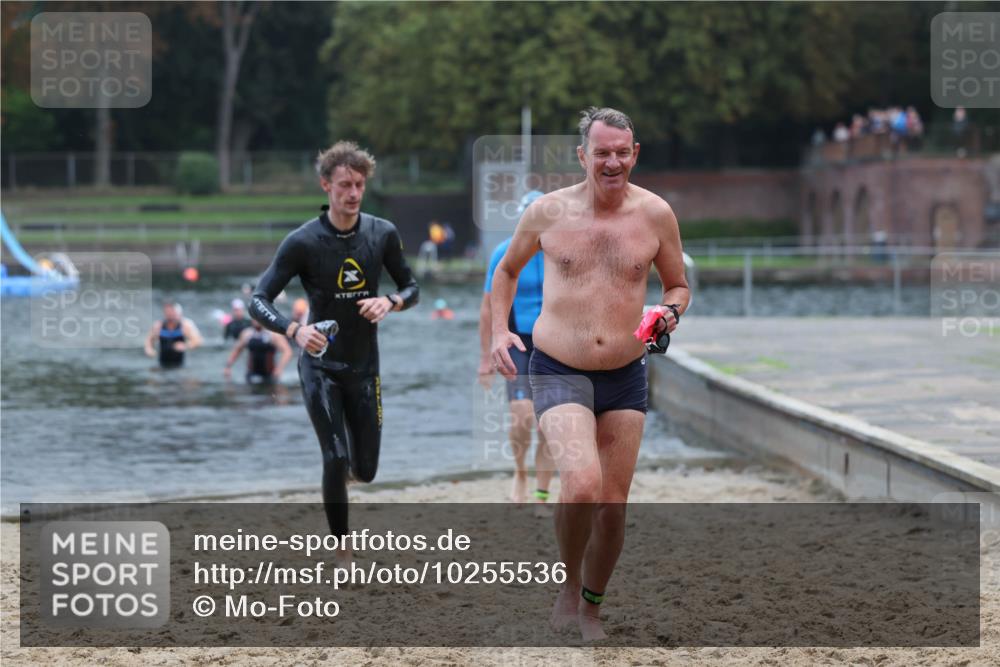 13.09.2026 - Stadtparktriathlon Mo-Foto http://msf.ph/oto/10255536 13.09.2026 10:33:33 Schwimmen 512, 548, 550, 554 meine-sportfotos.de