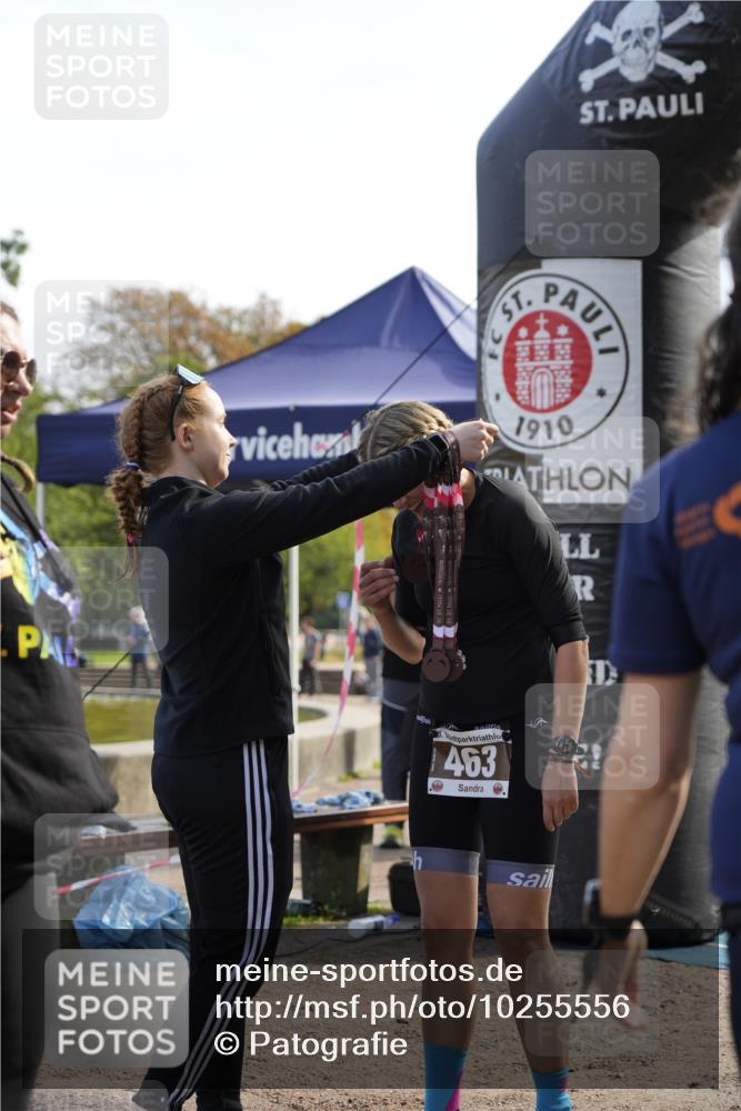 13.09.2026 - Stadtparktriathlon Patografie http://msf.ph/oto/10255556 13.09.2026 11:25:39 Ziel 463 meine-sportfotos.de