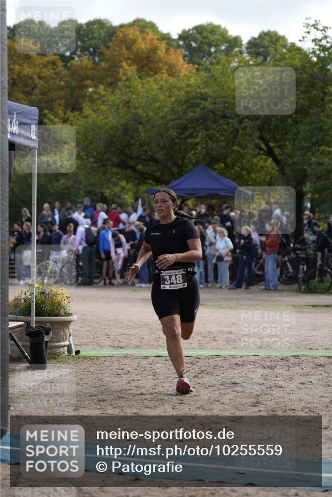 13.09.2026 - Stadtparktriathlon Patografie http://msf.ph/oto/10255559 13.09.2026 11:26:23 Ziel 348, 465 meine-sportfotos.de