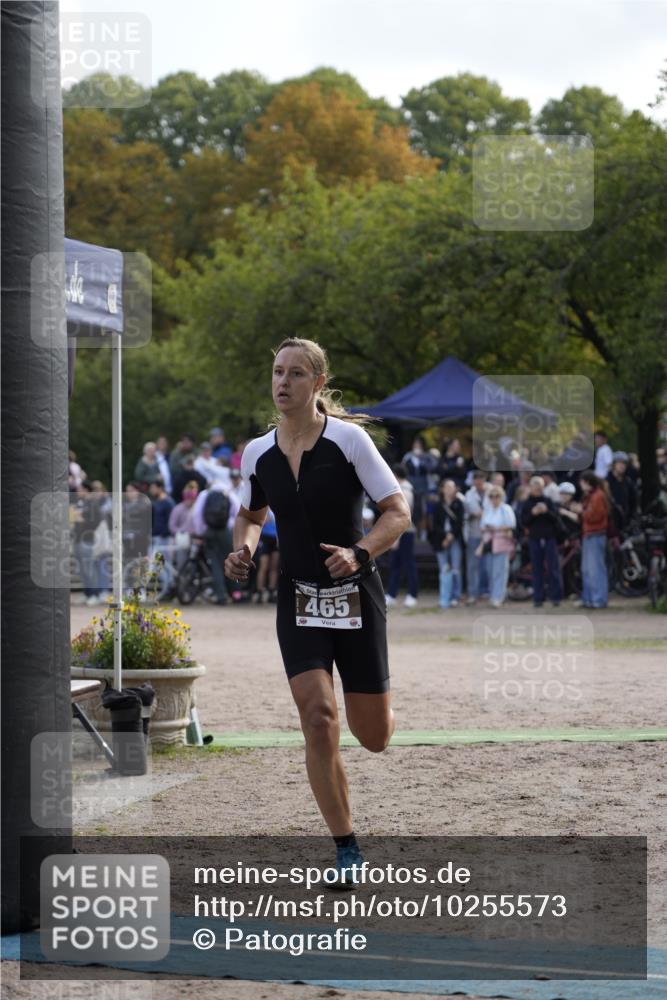 13.09.2026 - Stadtparktriathlon Patografie http://msf.ph/oto/10255573 13.09.2026 11:26:31 Ziel 465 meine-sportfotos.de