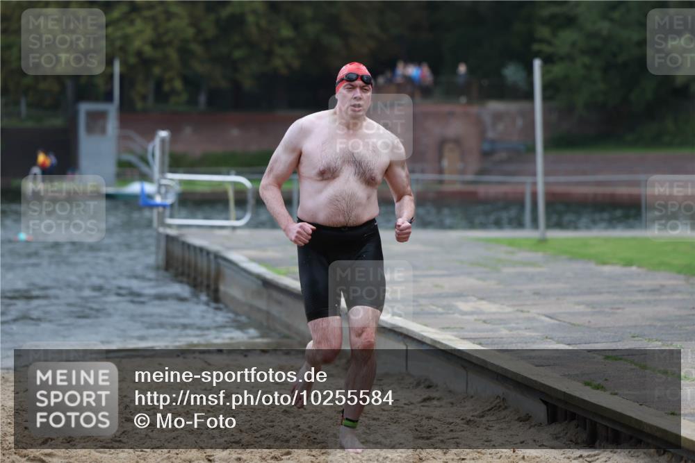 13.09.2026 - Stadtparktriathlon Mo-Foto http://msf.ph/oto/10255584 13.09.2026 10:33:45 Schwimmen 510, 524, 554, 562, 578, 586 meine-sportfotos.de