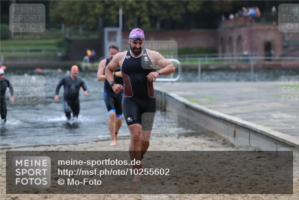 13.09.2026 - Stadtparktriathlon Mo-Foto http://msf.ph/oto/10255602 13.09.2026 10:33:49 Schwimmen 510, 524, 554, 562, 578, 586 meine-sportfotos.de