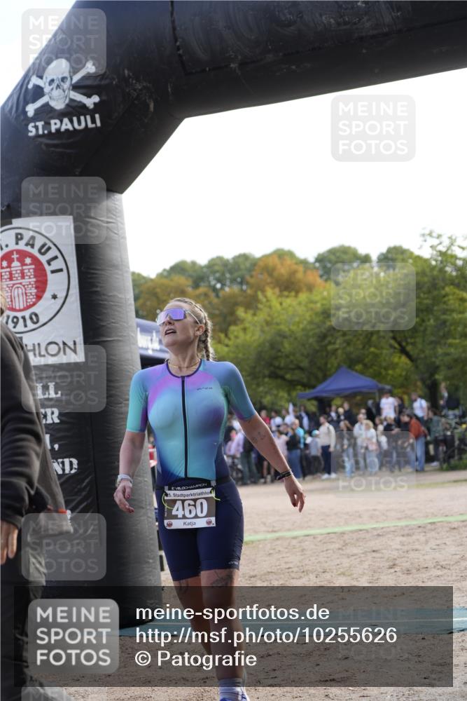 13.09.2026 - Stadtparktriathlon Patografie http://msf.ph/oto/10255626 13.09.2026 11:27:36 Ziel 336, 354, 460 meine-sportfotos.de