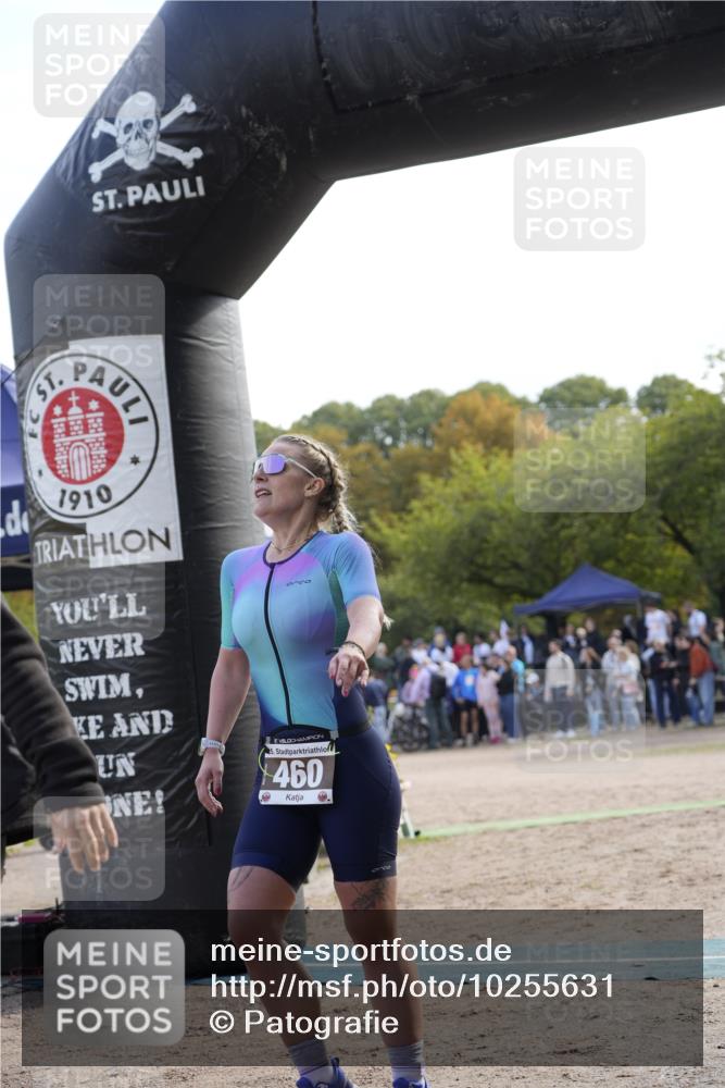 13.09.2026 - Stadtparktriathlon Patografie http://msf.ph/oto/10255631 13.09.2026 11:27:36 Ziel 336, 354, 460 meine-sportfotos.de