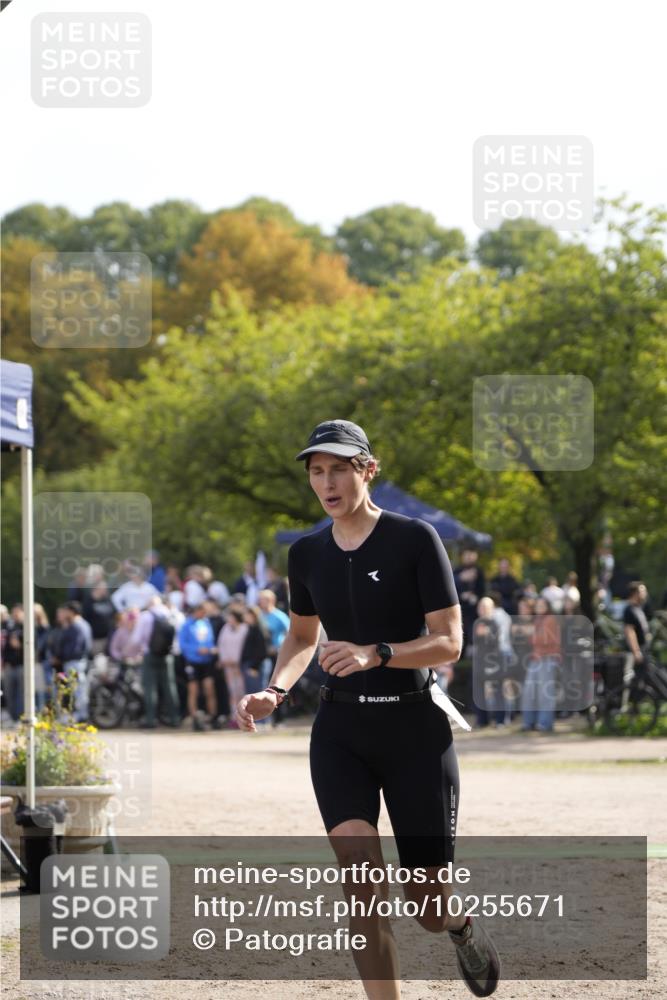 13.09.2026 - Stadtparktriathlon Patografie http://msf.ph/oto/10255671 13.09.2026 11:28:47 Ziel 368, 421, 491 meine-sportfotos.de