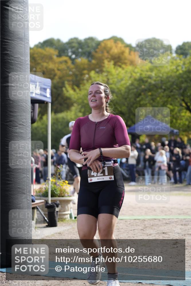 13.09.2026 - Stadtparktriathlon Patografie http://msf.ph/oto/10255680 13.09.2026 11:28:53 Ziel 368, 421, 491 meine-sportfotos.de