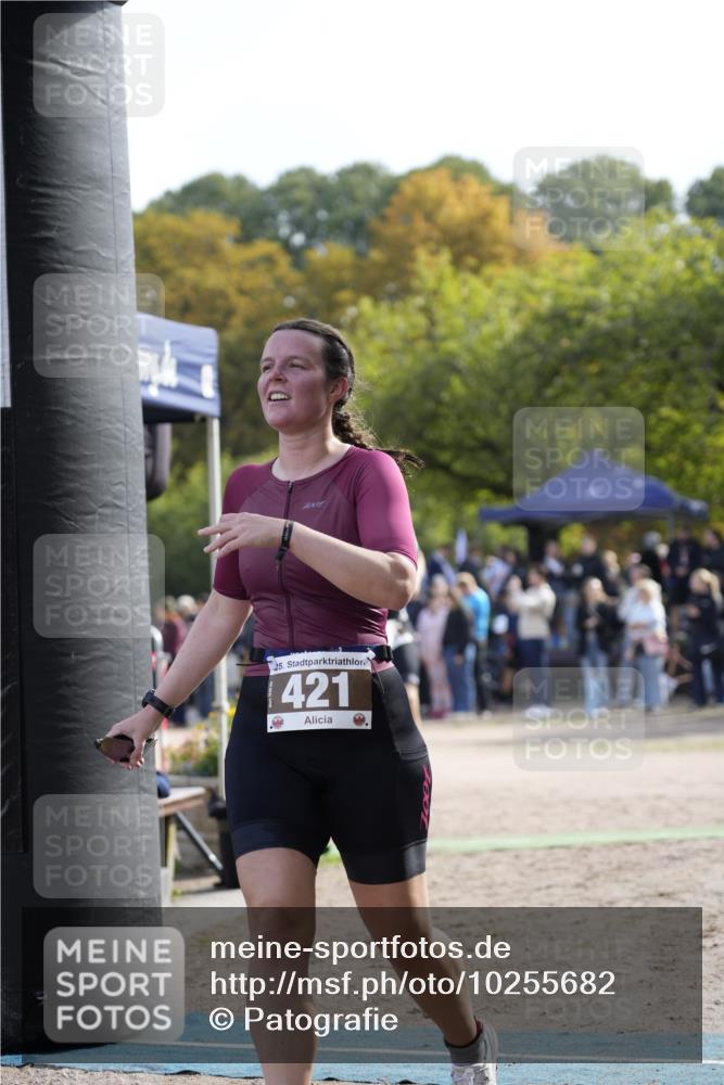13.09.2026 - Stadtparktriathlon Patografie http://msf.ph/oto/10255682 13.09.2026 11:28:53 Ziel 368, 421, 491 meine-sportfotos.de