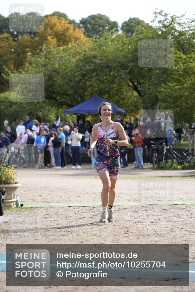 13.09.2026 - Stadtparktriathlon Patografie http://msf.ph/oto/10255704 13.09.2026 11:29:17 Ziel 433, 447 meine-sportfotos.de