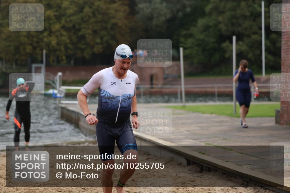 13.09.2026 - Stadtparktriathlon Mo-Foto http://msf.ph/oto/10255705 13.09.2026 10:34:16 Schwimmen 472, 508 meine-sportfotos.de