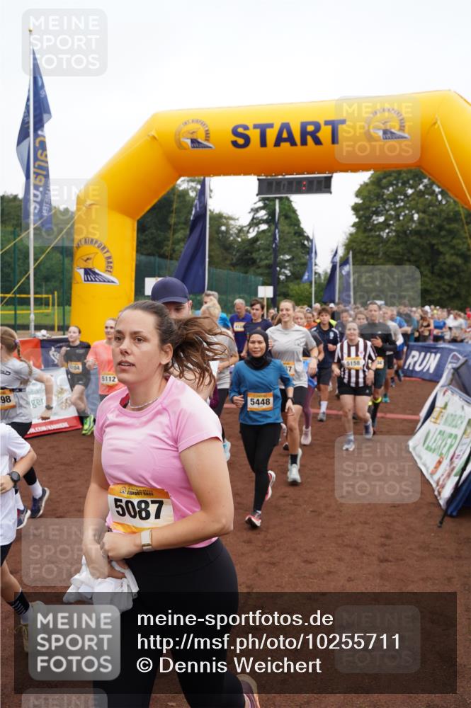 13.09.2026 - Airport Race Dennis Weichert http://msf.ph/oto/10255711 13.09.2026 10:00:51 Laufen  meine-sportfotos.de