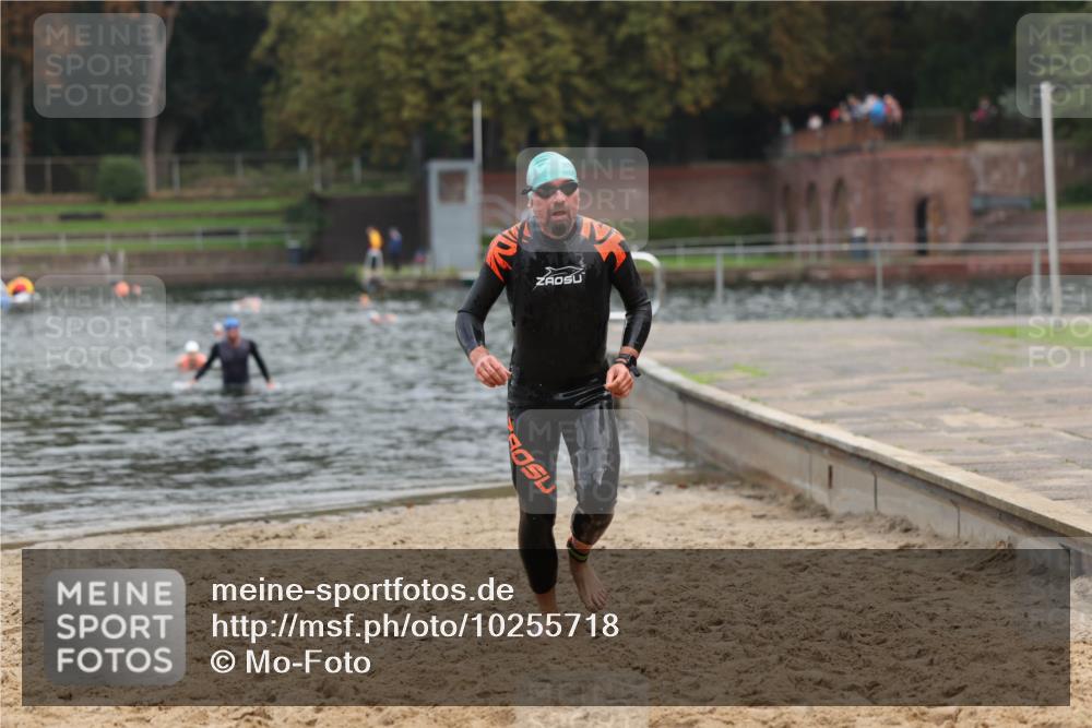13.09.2026 - Stadtparktriathlon Mo-Foto http://msf.ph/oto/10255718 13.09.2026 10:34:19 Schwimmen 472, 508 meine-sportfotos.de