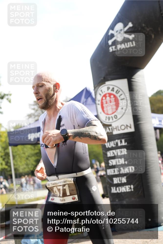 13.09.2026 - Stadtparktriathlon Patografie http://msf.ph/oto/10255744 13.09.2026 11:29:48 Ziel 459, 471, 538 meine-sportfotos.de