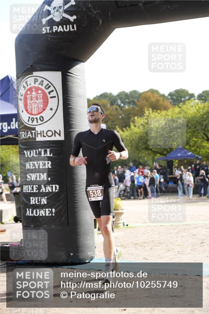 13.09.2026 - Stadtparktriathlon Patografie http://msf.ph/oto/10255749 13.09.2026 11:29:50 Ziel 459, 471, 538 meine-sportfotos.de