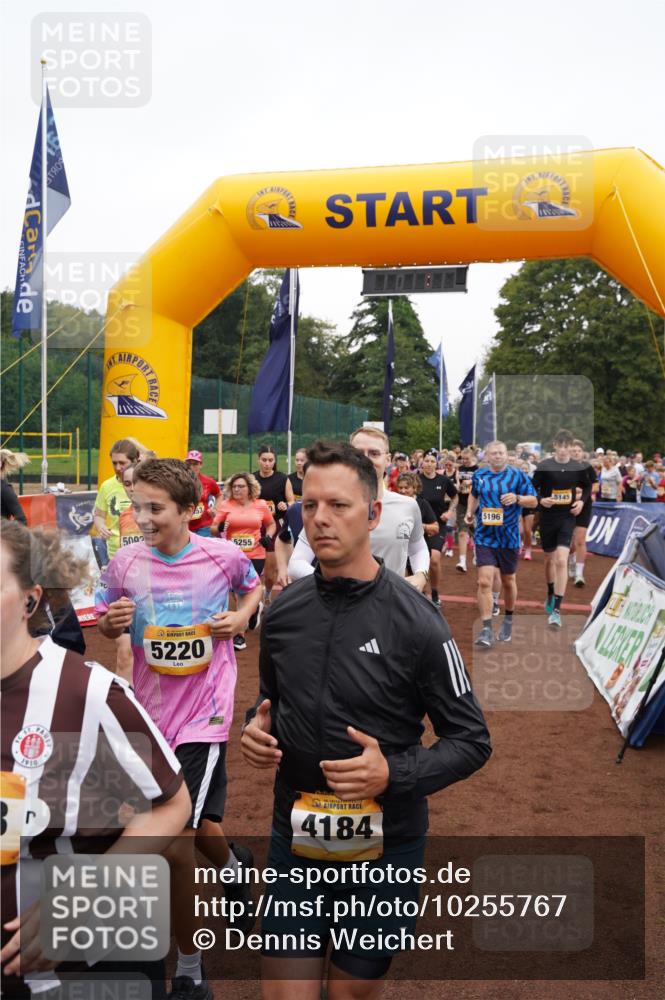 13.09.2026 - Airport Race Dennis Weichert http://msf.ph/oto/10255767 13.09.2026 10:00:54 Laufen  meine-sportfotos.de