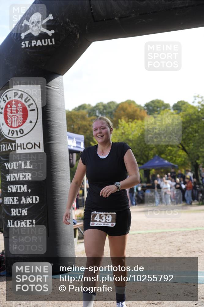 13.09.2026 - Stadtparktriathlon Patografie http://msf.ph/oto/10255792 13.09.2026 11:30:12 Ziel 412, 439 meine-sportfotos.de