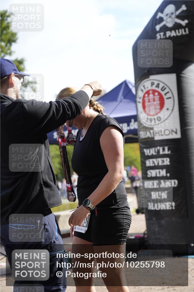 13.09.2026 - Stadtparktriathlon Patografie http://msf.ph/oto/10255798 13.09.2026 11:30:15 Ziel 439 meine-sportfotos.de