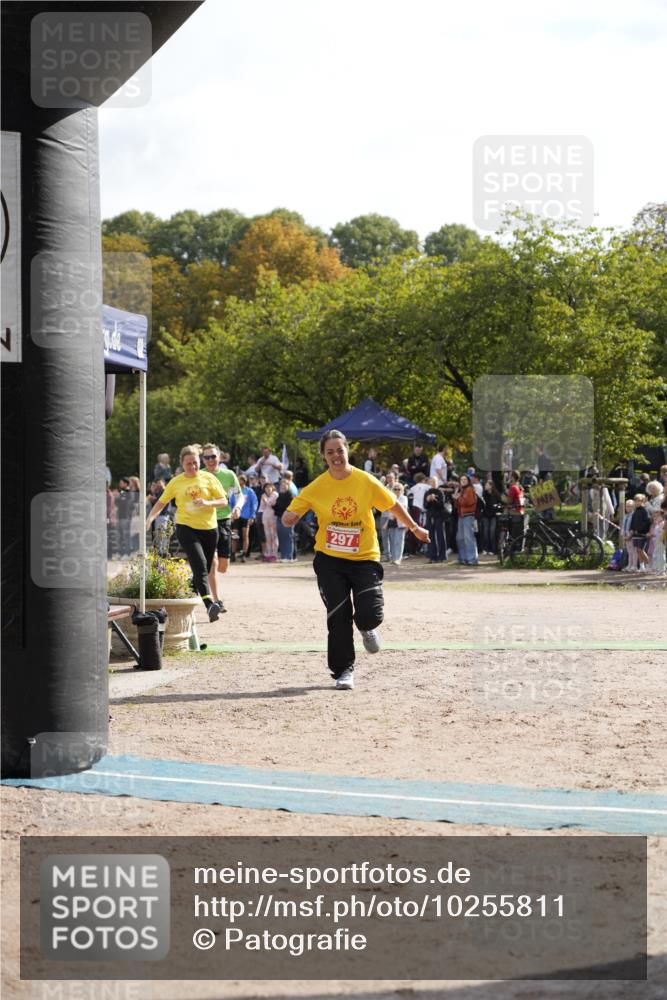 13.09.2026 - Stadtparktriathlon Patografie http://msf.ph/oto/10255811 13.09.2026 11:30:35 Ziel 297, 513 meine-sportfotos.de