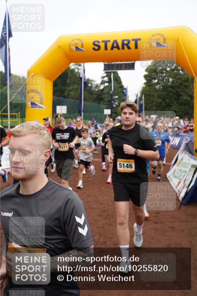 13.09.2026 - Airport Race Dennis Weichert http://msf.ph/oto/10255820 13.09.2026 10:00:57 Laufen  meine-sportfotos.de