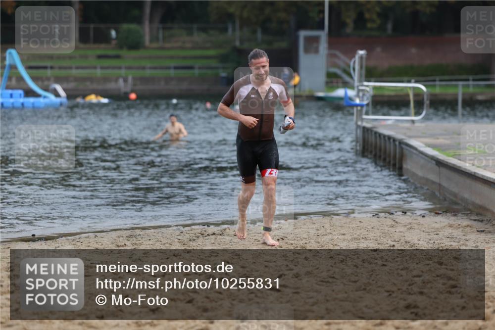 13.09.2026 - Stadtparktriathlon Mo-Foto http://msf.ph/oto/10255831 13.09.2026 10:35:17 Schwimmen 469 meine-sportfotos.de