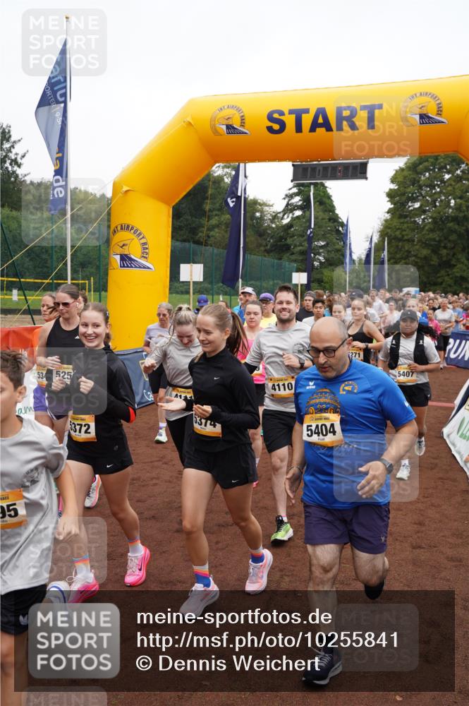 13.09.2026 - Airport Race Dennis Weichert http://msf.ph/oto/10255841 13.09.2026 10:00:59 Laufen  meine-sportfotos.de