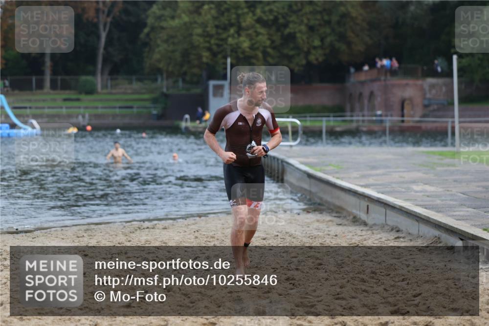 13.09.2026 - Stadtparktriathlon Mo-Foto http://msf.ph/oto/10255846 13.09.2026 10:35:19 Schwimmen 469 meine-sportfotos.de